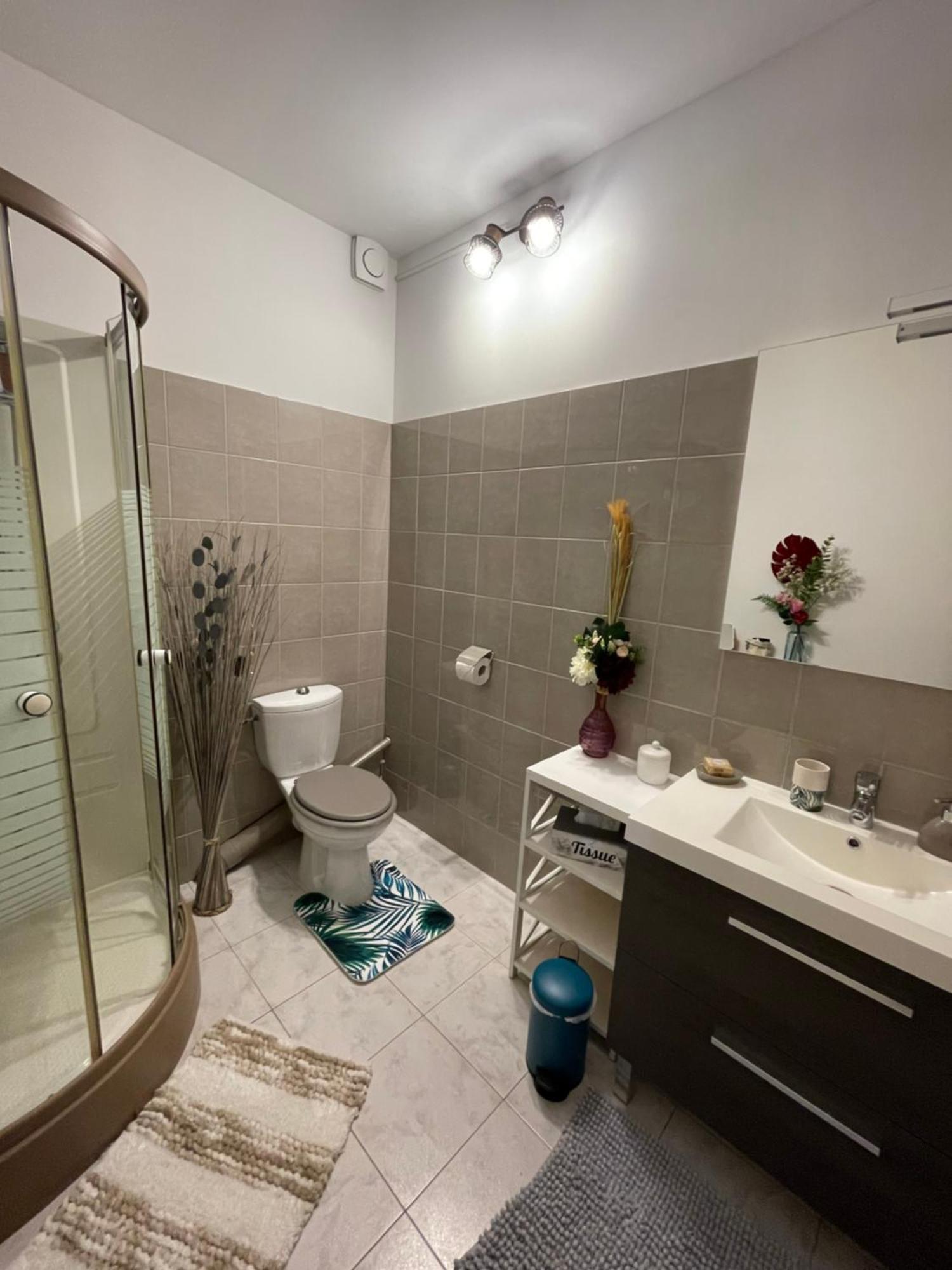 オルゴン Mas De La Butte Blanche Bed & Breakfast エクステリア 写真